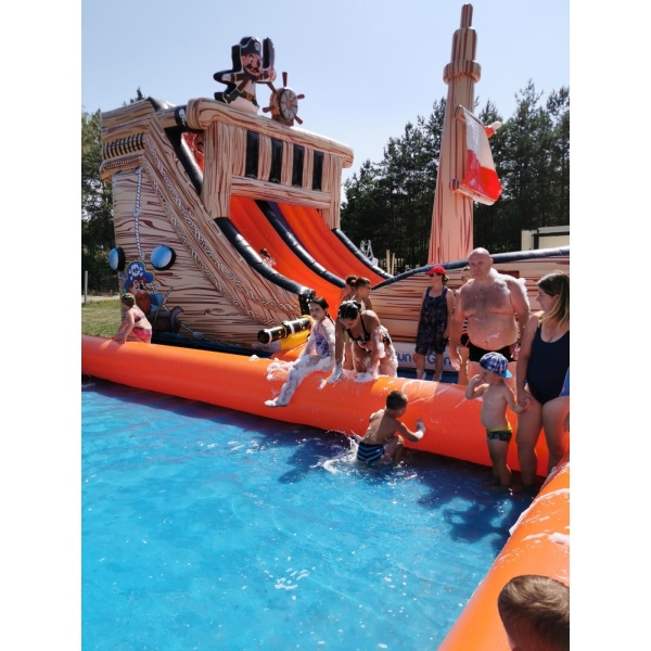 Inflatable pool for water balls 6 x 8 m