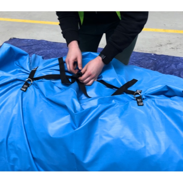 Cover for large inflatables