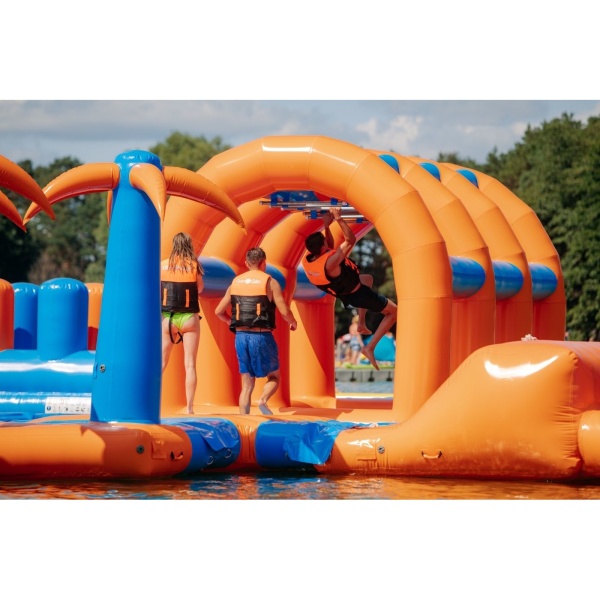 Hangar - inflatable water parks