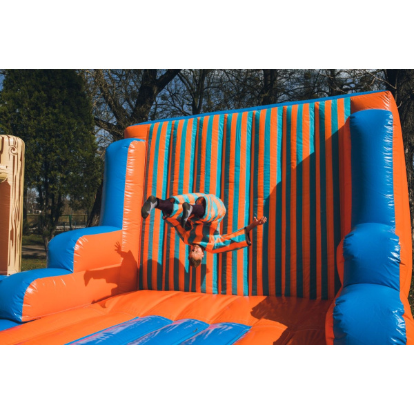 Inflatable Velcro wall  - 6