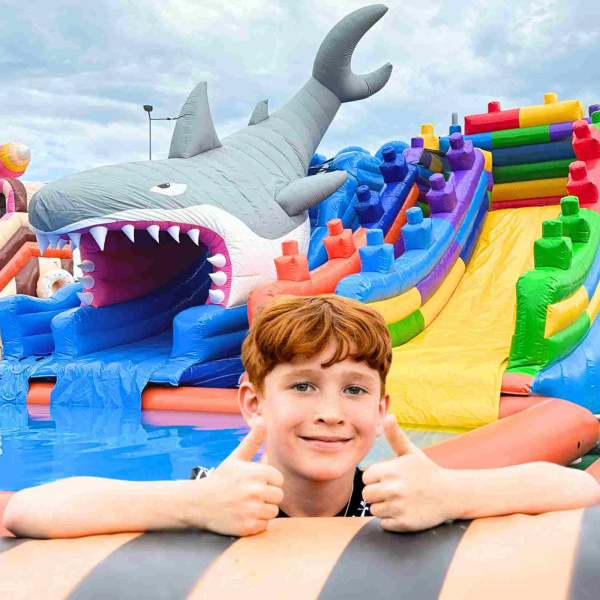 Inflatable water slide set with pool (shark and blocks)